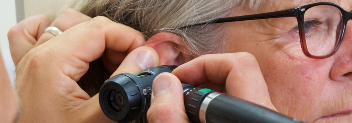 Barnstaple-North Devon- Microsuction-Ear-wax-removal